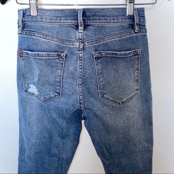 BDG Crop Twig‎ High Rise Distress - Picture 5 of 12